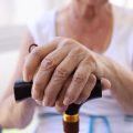 高齢者の認知症リハビリ：非薬物療法と日常的活動支援の進め方