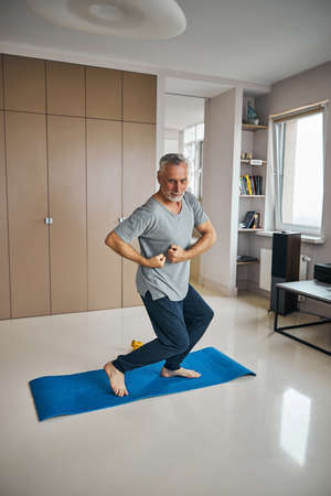 自宅で行う基本的な運動療法とその効果について