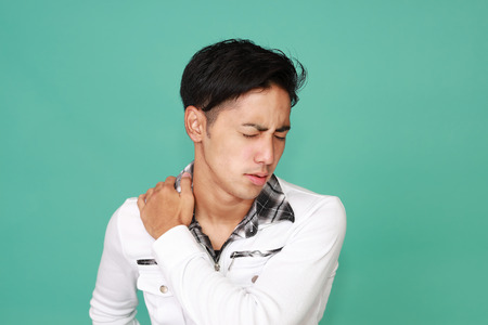 頸椎症・頸部痛に対するリハビリ：日本人の姿勢習慣に合わせた方法